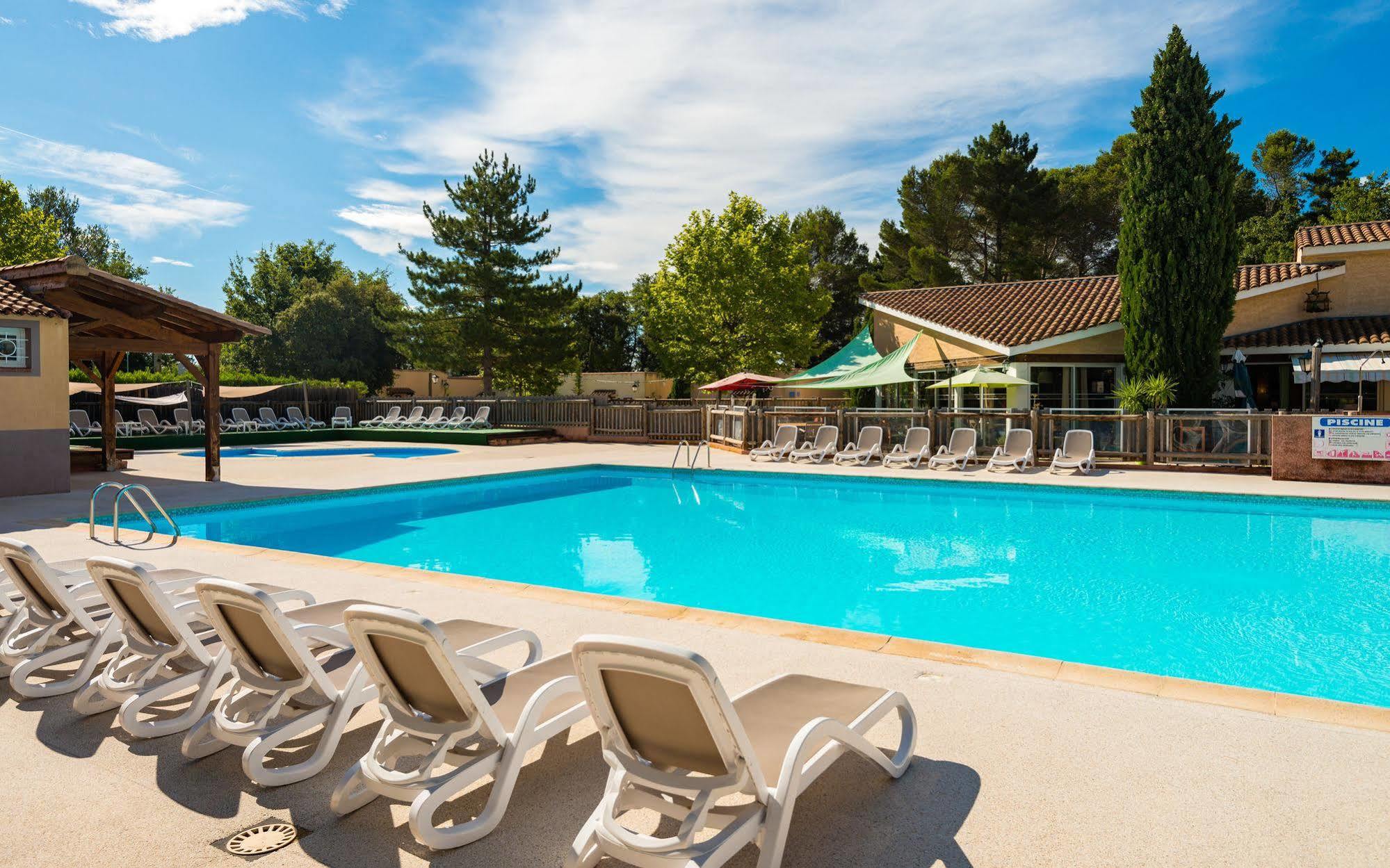 Lagrange Vacances Les Mazets De Gaujac Gaujac  Εξωτερικό φωτογραφία
